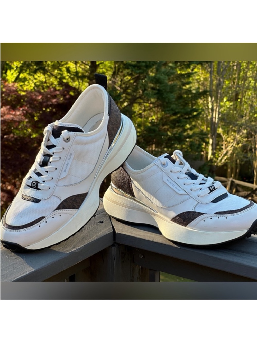 NEW Michael Kors White Casual Sneaker - Size US Womens 9.5